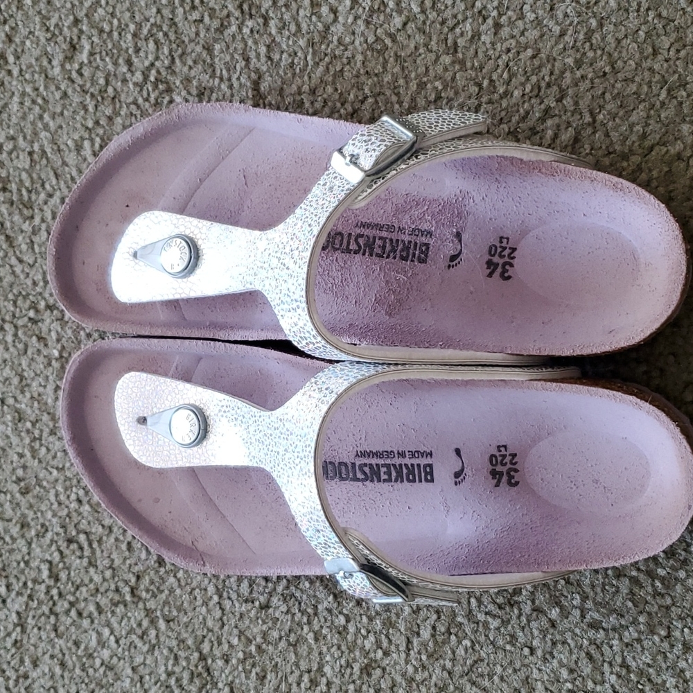 Girls size 34 birenskocks